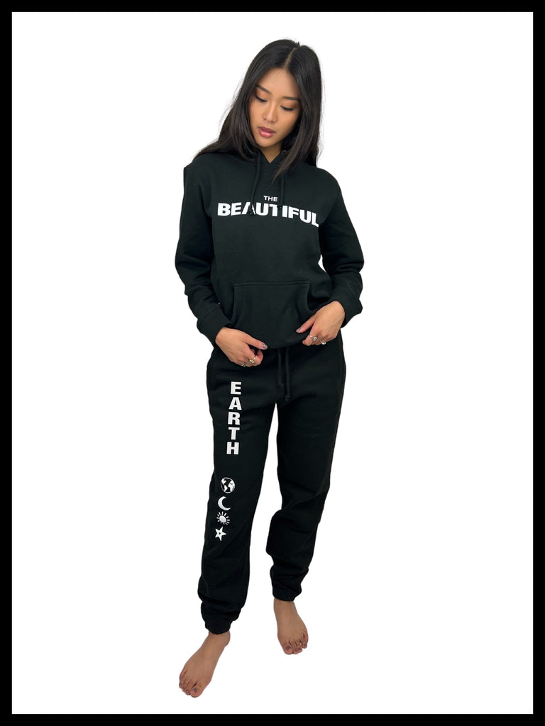 THE BASE SWEATPANT in ONYX on RACHEL THE BEAUTIFUL EARTH | Conscious Clothing Brand + Healthy Essentials