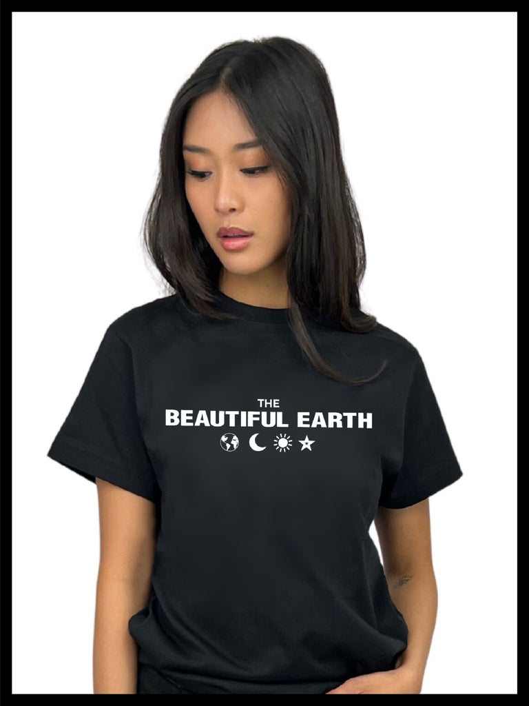 THE STAPLE TEE in ONYX on RACHEL THE BEAUTIFUL EARTH | Conscious Clothing Brand + Healthy Essentials